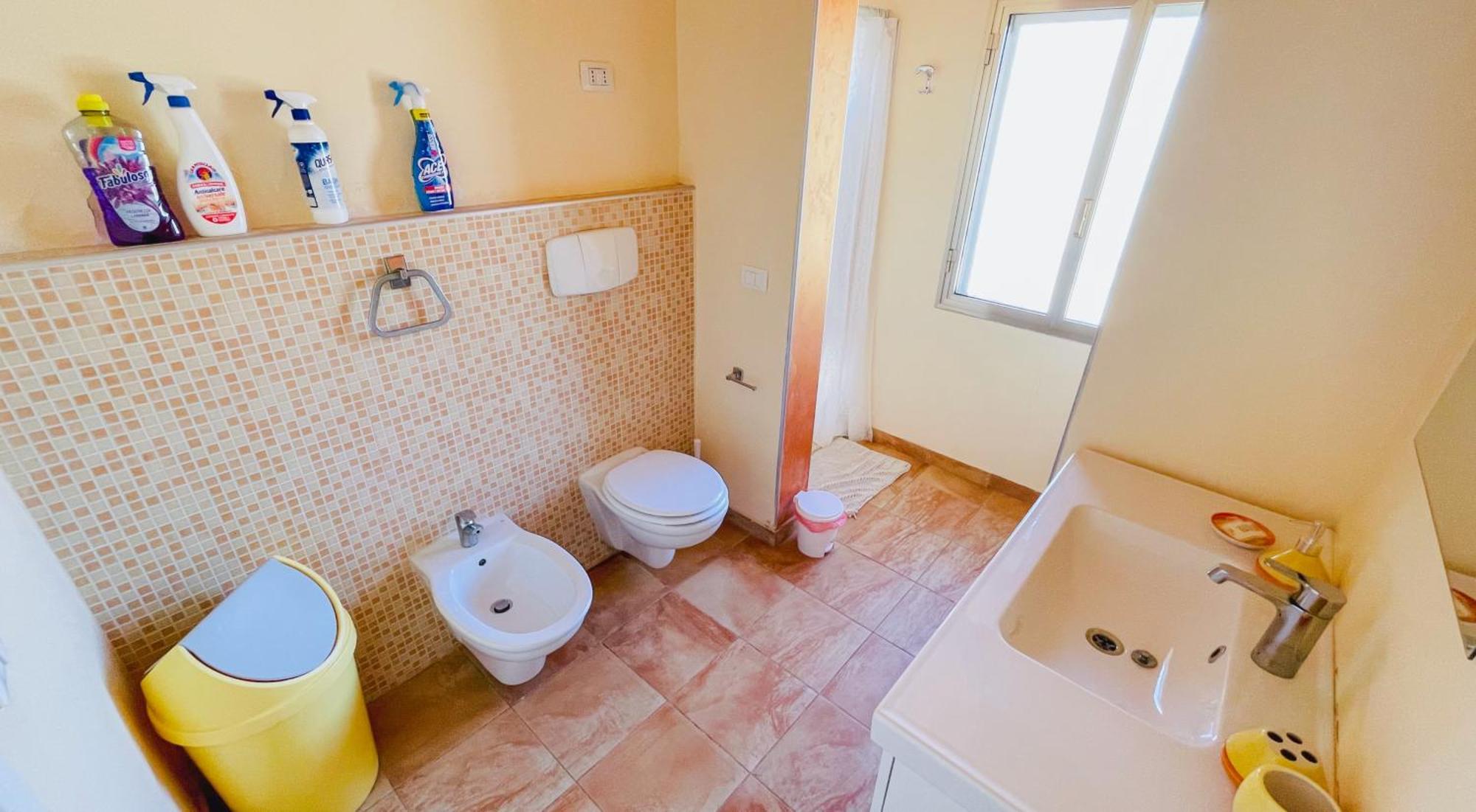 Amaris Mango Seafront Villa Гранелли Экстерьер фото